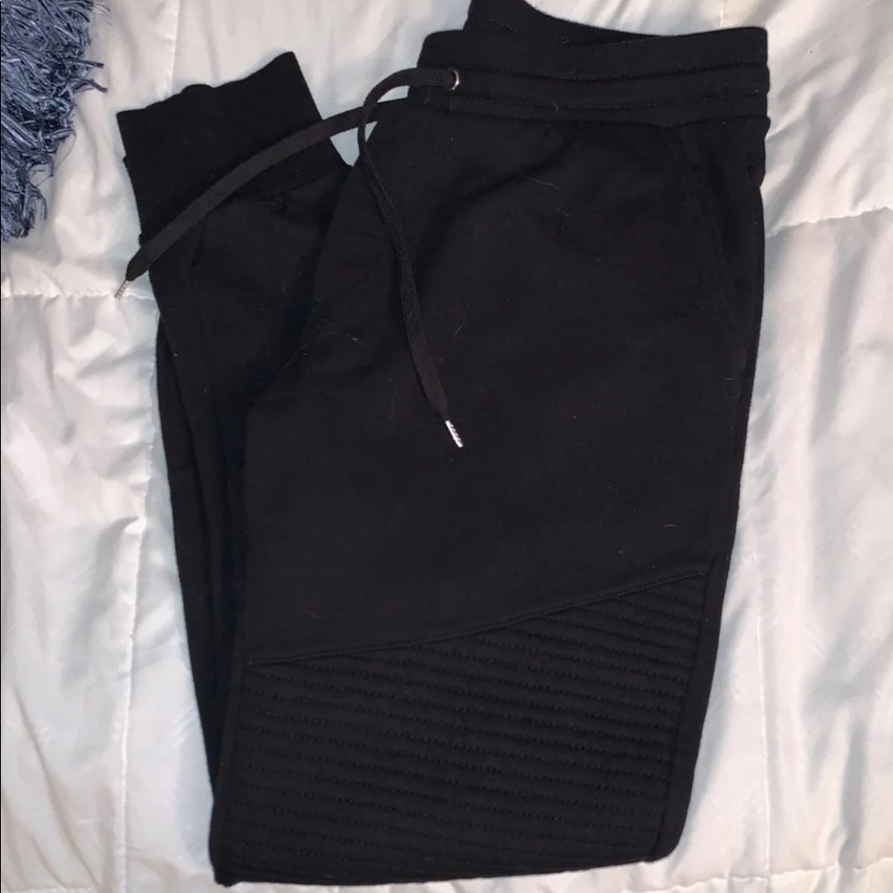 Men’s black joggers